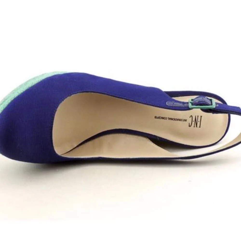 NIB $79 INC International Concepts Women's 'Belvin' Wedges in size 7.5!